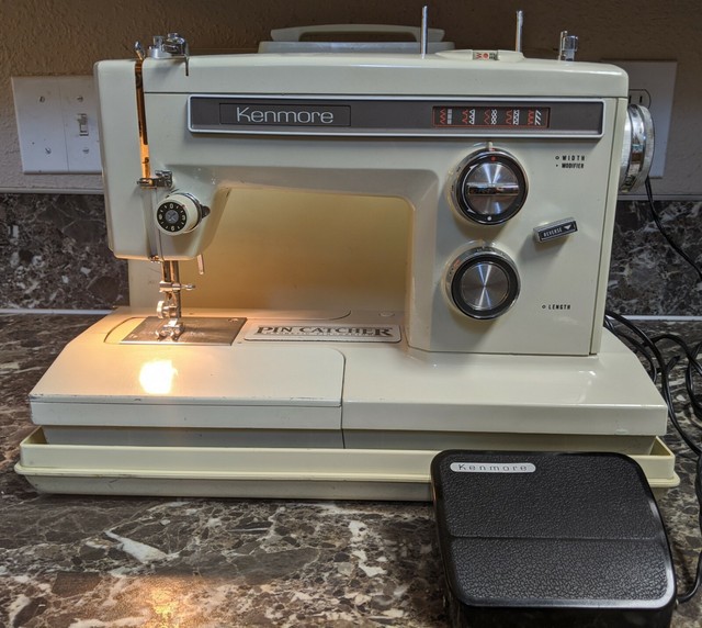 Kenmore 385 Sewing Machine Model 385.15516000 With Manual and Pedal eBay