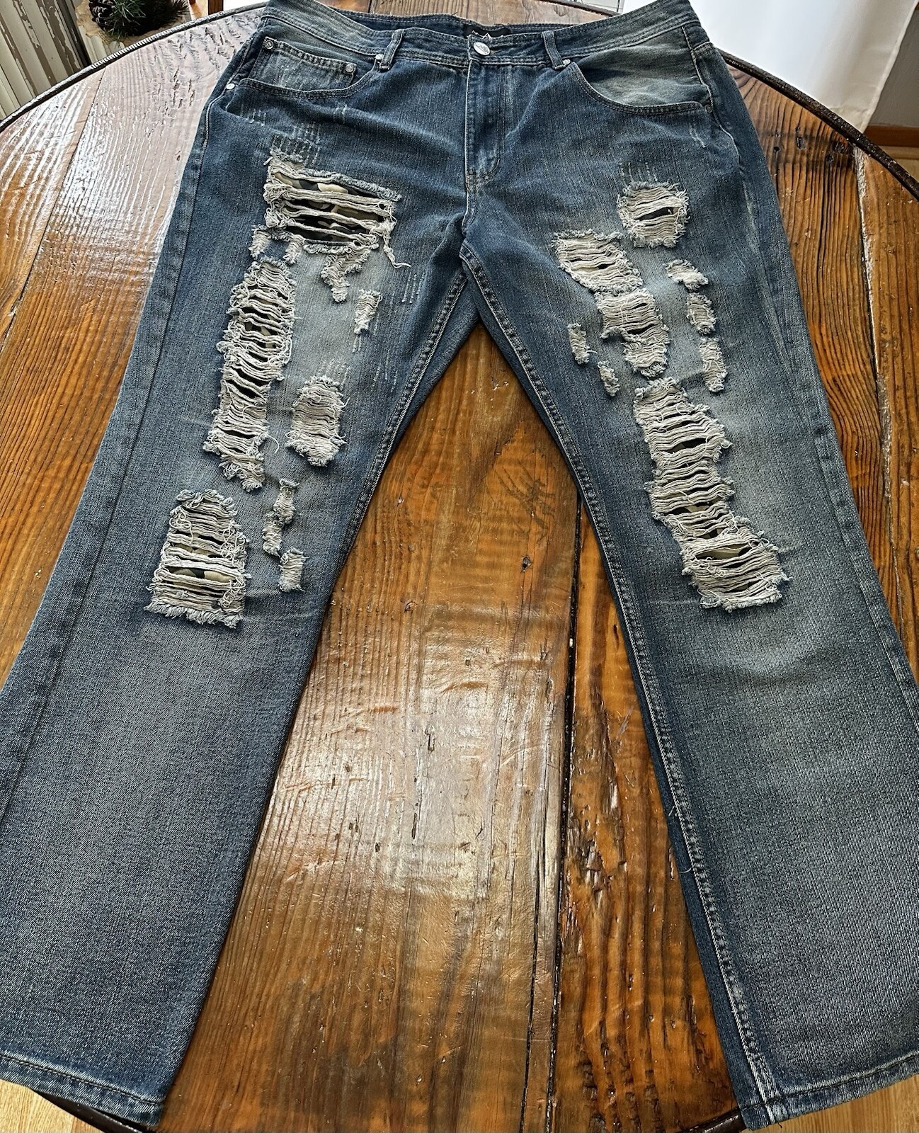 's 40x32 Distressed Camo Straight Leg Rocker Grunge Jeans