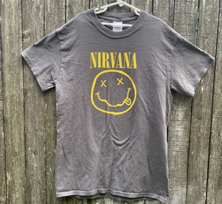 Vintage 2003 NIRVANA Smiley Face Shirt S
