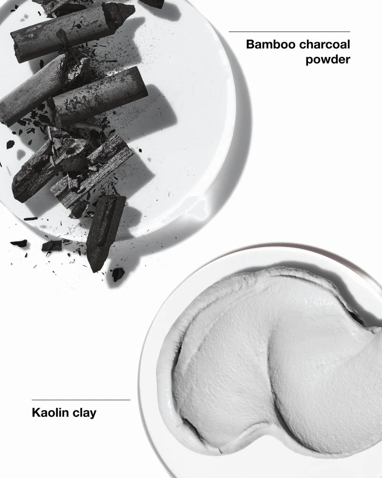 Máscara de carbón Clinique + exfoliante All About Clean 2 en 1 Foto 3 de 4