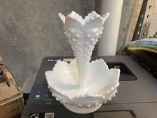 Vintage Fenton White Milk Glass Hobnail Singl...