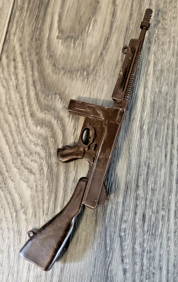 Lote de pistolas de juguete miniatura vintage Tommy Guns y 45 pistolas Lone Star Foto 3 de 4