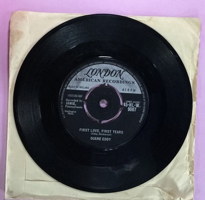 DUANE EDDY, SOME KIND-A EARTHQUAKE / FIRST LOVE, FIRST TEARS - 7 '' vinyl SINGLE