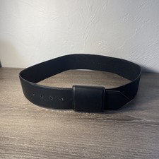 Banana Republic Black Cow Leather Belt Size S/M 30-36in