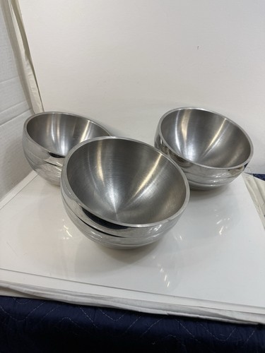3 Vollrath 47651 Angled Double Wall Serving Bowl Stainless Steel 1.9 Quarts