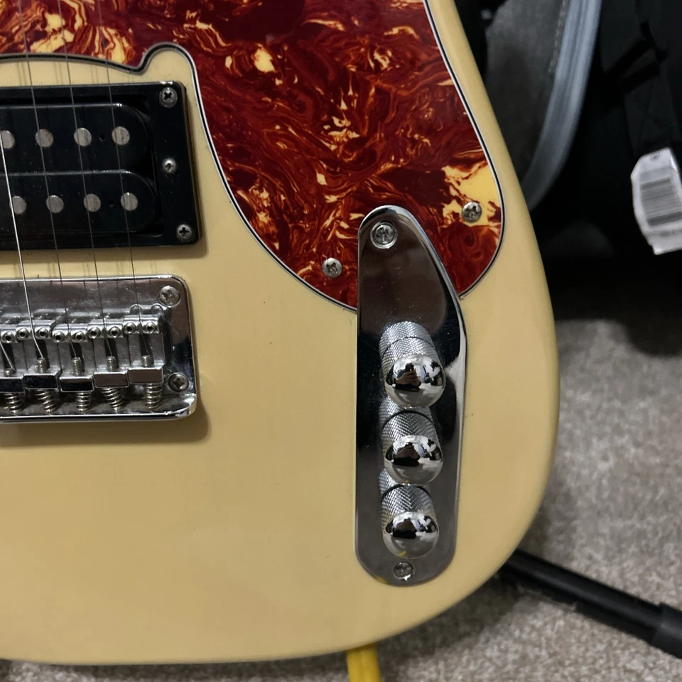 Squier Vintage Modified '51 Telecaster Electric Guitar Vintage Blond W Gig Bag - Image 4 of 4