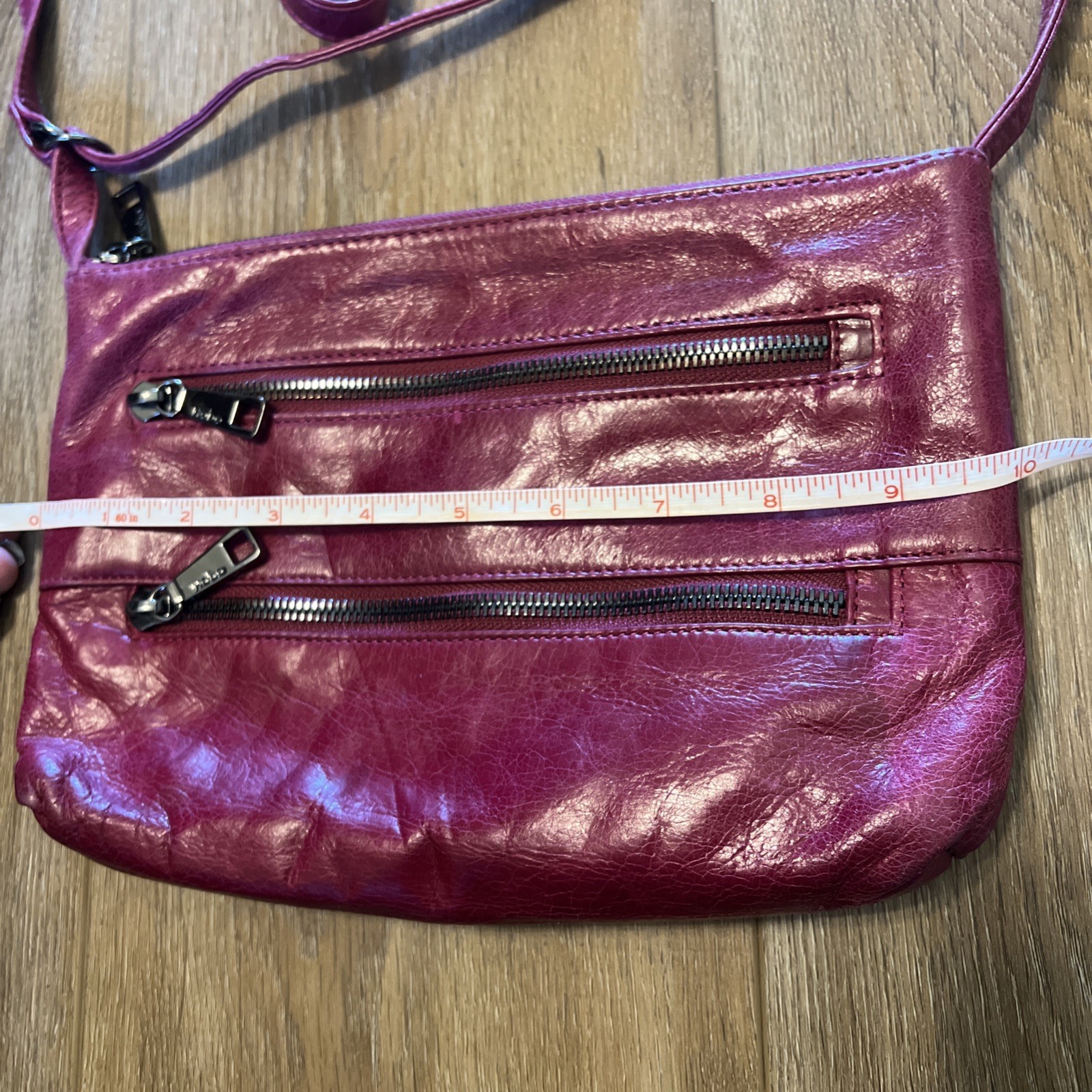 Hobo International Mara Berry Pink Leather Shoulder Bag Crossbody Purse Zippers