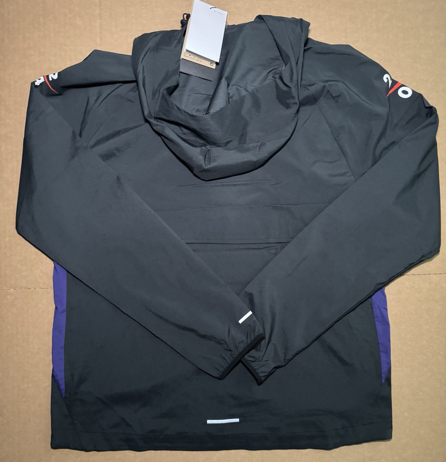 SACAI X NIKE Nike Chicago Marathon 2024 Windrunner Giacca da Corsa Uomo Small