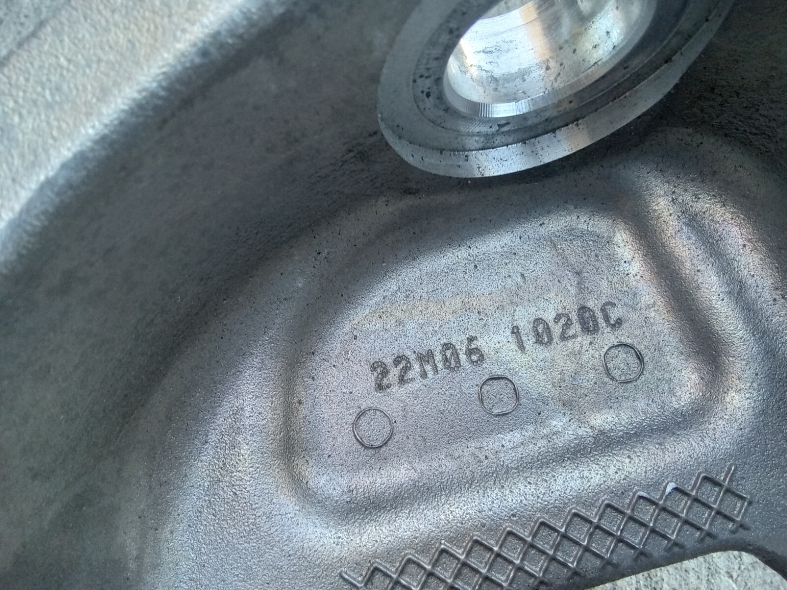 FERRARI F12 BERLINETTA HUB ARM 331665 28C78402 knuckle
