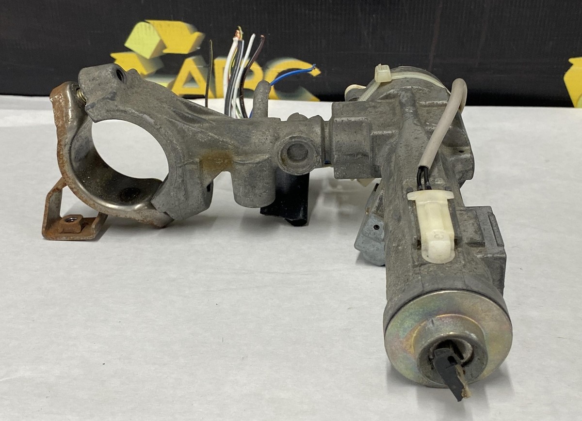 【あつこ】S×30 2004-2006 Lexus ES330 Ignition Switch Assembly with Key LEXUS