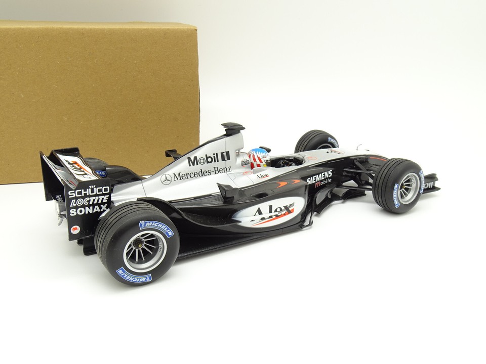McLaren Mercedes MP4-18, Testcar 2003, K.Räikkönen, no.6 [430034316