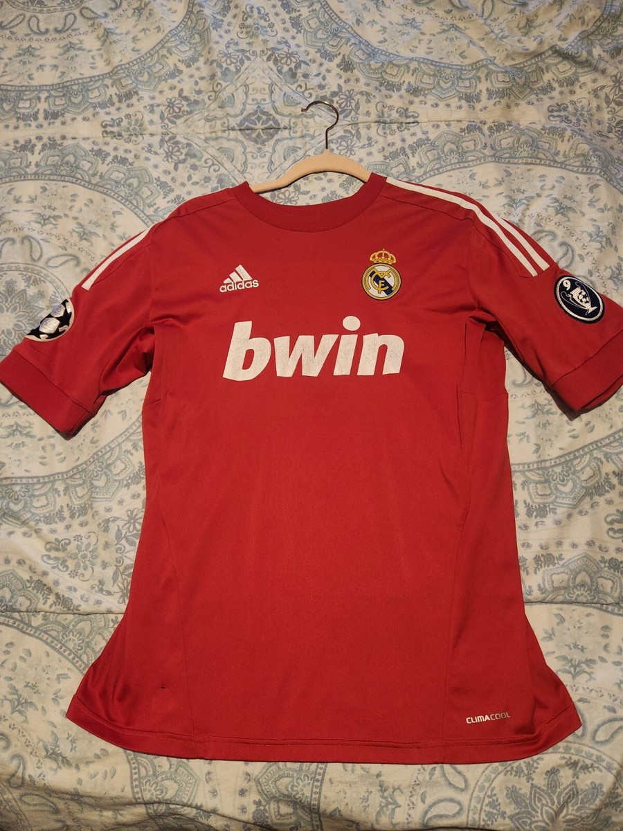 年始セール　レアルマドリード  レア 3rd 赤 2011-12 Real Madrid 2011/2012 Authentic Red CL Third Soccer Jersey