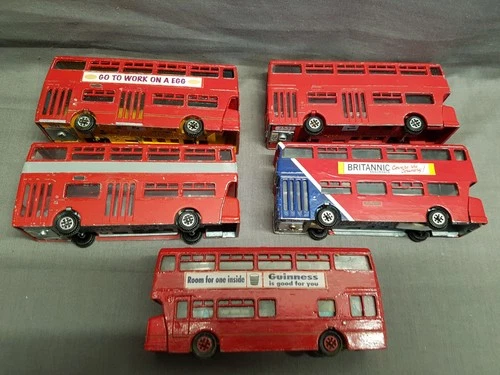 5 X VINTAGE DINKY TOYS 1018 ATLANTEAN BUS KITS, MADE AND PAINTED UNBOXED