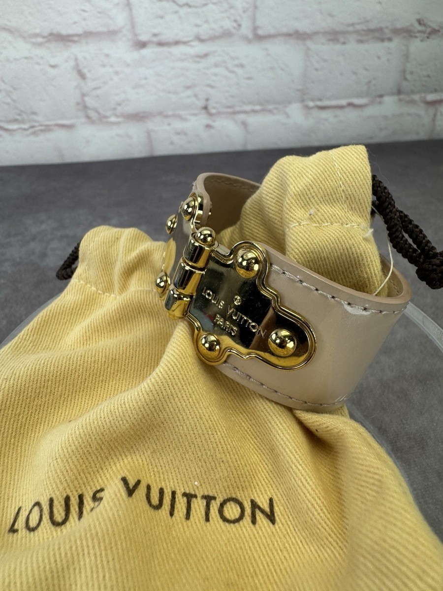 Louis Vuitton Beige Gold Save It Patent Leather Women\'s Bracelet 17 Louis Vuitton Beige Gold Save It Patent Leather Women main image 3