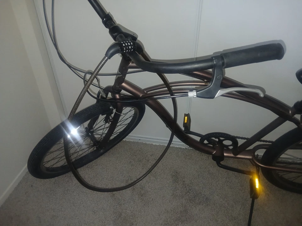 Electra 7 Speed Beach Cruiser Bike 26 Wheels Steel Frame Brown - Image 4 of 4