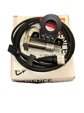 KEYENCE FW-H02 ULTRASONIC SENSOR HEAD 50-200mm RANGE. 24V. NEW IN BOX!      9A