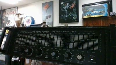 PEAVEY 10 BAND STEREO GRAPHIC EQUALIZER HARD TO FIND Works Great