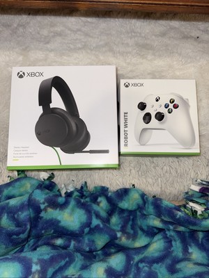 Microsoft Wireless Controller Xbox Series X/S-Robot White + Headset