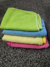 Set of 4 Microfiber Cleaning Cloths in Multiple Colors