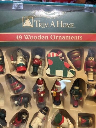 Vintage Kmart Christmas Trim A Tree 49 Piece Wooden Ornaments Original Box READ - Picture 3 of 8