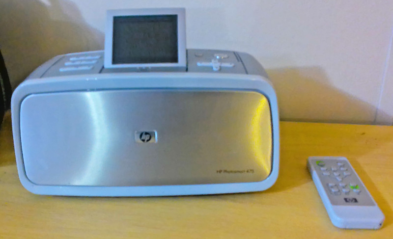 HP Photosmart 470 Series GoGo Photo Printer w/Carrier, Remote-Not Tested