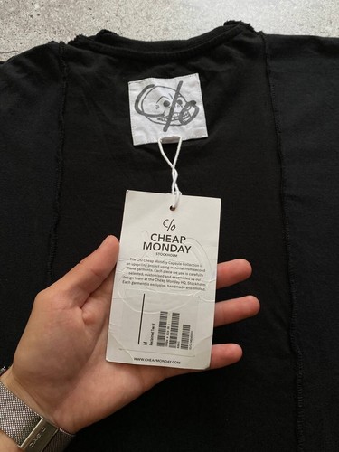 ARCHIVE CHEAP MONDAY UPCYCLING AC/DC VINTAGE REVERSIBLE T SHIRT LIMITED - Picture 6 of 9