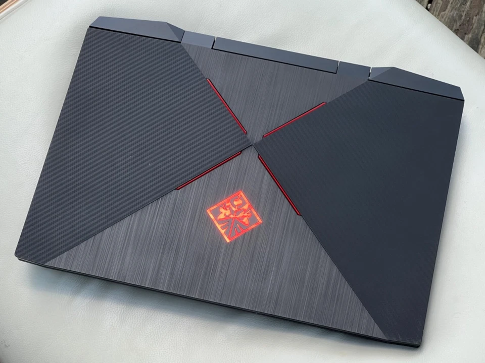 Portátil para juegos HP OMEN Intel i7-8750H 16G nVidia RTX2070 500G SSD Foto 2 de 4