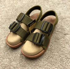 Astral Webber Sandal Mens 8 Green Stealth Buckle Army Olive Khaki NCF22U1 NWT