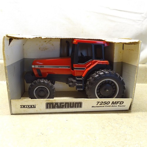 Tractor MFD Ertl Case Magnum 7250 de colección en caja, 1994 EE. UU. 1/16
