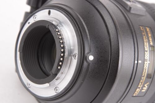 Nikon AF-S NIKKOR 200-500mm f/5.6E ED VR SWM IF Lens - Black #Z-34282 - Picture 7 of 10