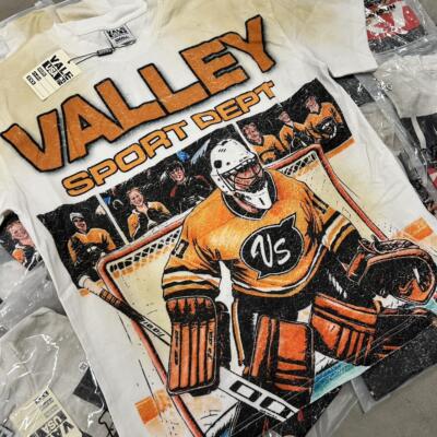 Vale Forever Valley Dreams Hockey Defender White Tee Size X