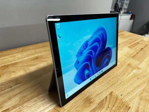 Microsoft Surface Pro 5 12.3" TOUCHSCREEN TABLET Intel Core i5, 256GB SSD, W11 - Afbeelding 3 van 4