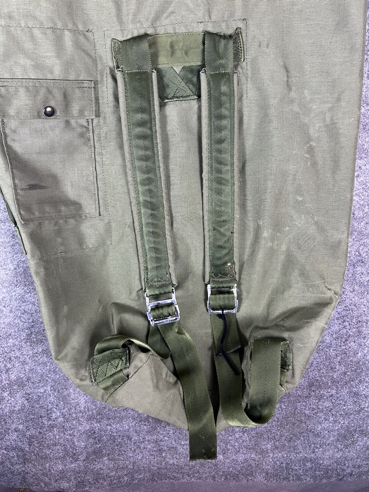 Vintage US Military Duffle Bag Backpack Green Army Surplus Outerwear