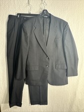 Vintage Jos A Bank 43L Dark Gray Charcoal 2-Piece Suit 36x32 100 Wool Pleated