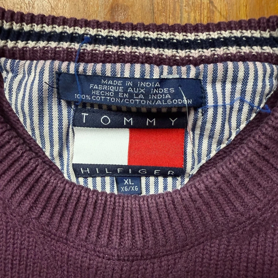 Suéter tejido Tommy Hilfiger vintage para hombre talla XL logotipo de escudo púrpura años 90 Foto 3 de 4