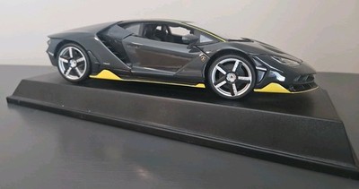 Maisto 1:18 Lamborghini Centenario Gray /Yellow Diecast Model Car 2005