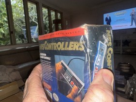 Vintage 1990 Nintendo Entertainment System NES Controllers 2-Pack New SEALED