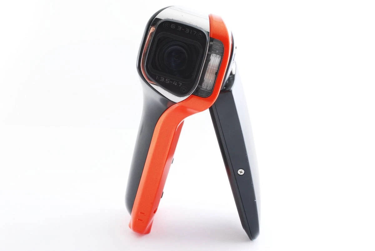 SANYO Waterproof Digital Movie Camera Xacti Zacti DMX-CA8 orange