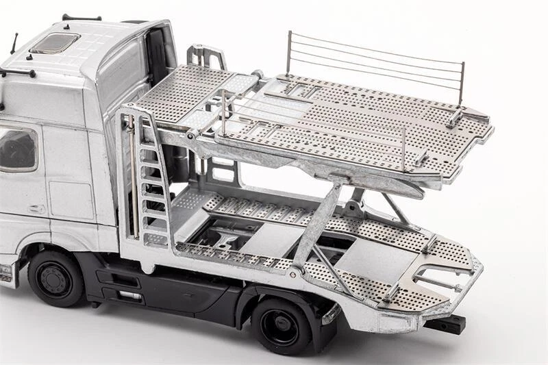 GCD 1:64 MB Actros Double Deck Trailer Silver LHD Diecast Model Car - Image 2 of 4