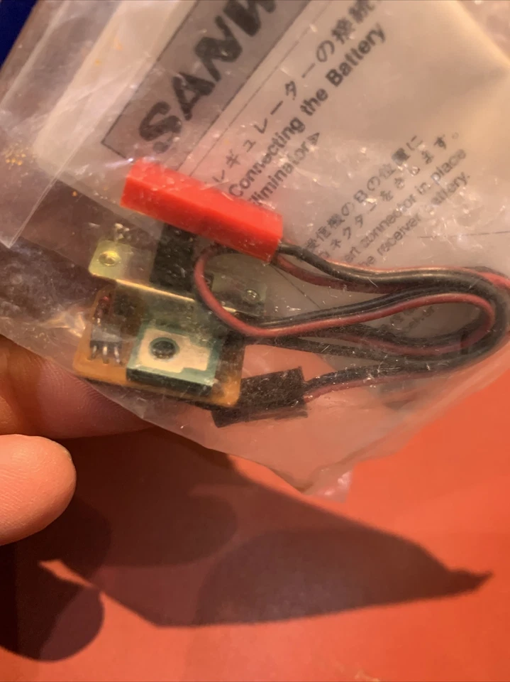 VINTAGE RC AIRTRONICS SANWA BEC SWITCH (1) 96700 - Image 4 of 4