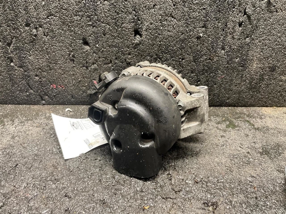 Alternator Fits 12-19 BMW M6 2034845 - Image 2 of 4