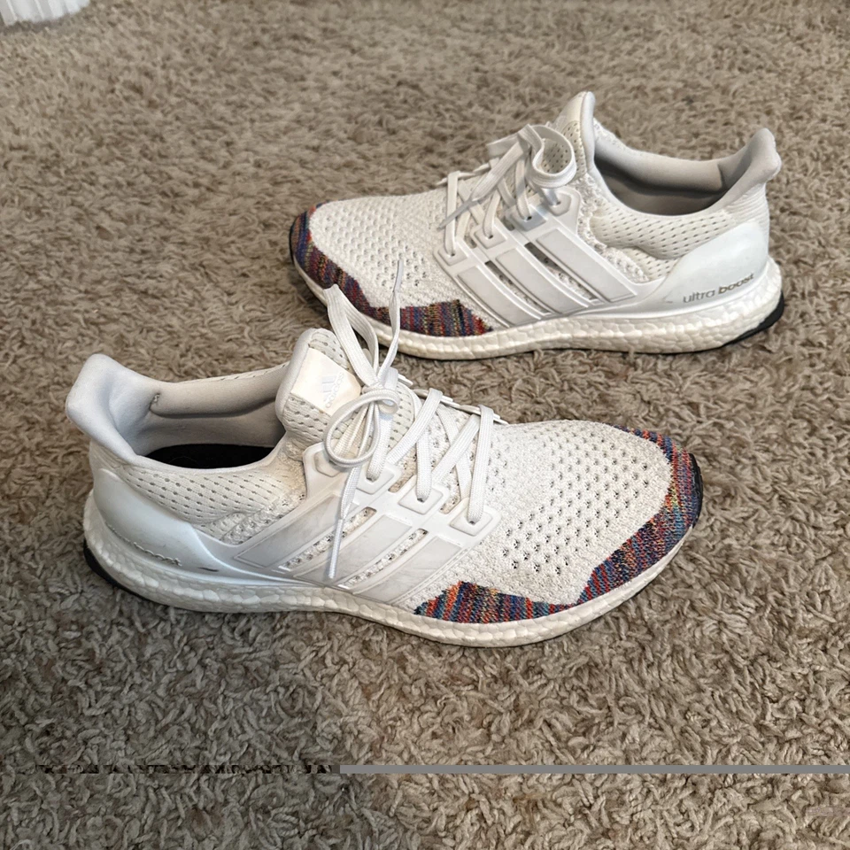 Zapatillas de running Adidas UltraBoost 1.0 talla 10 Foto 3 de 4