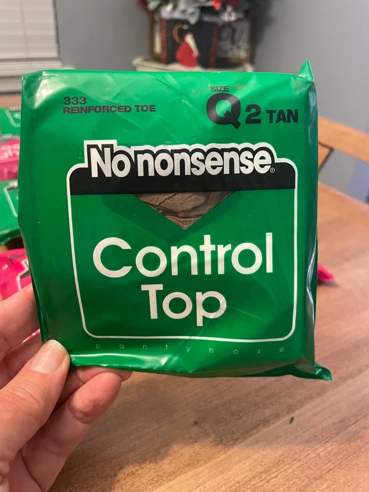 Vtg lot of 12 NEW no nonsense Q pantyhose/knee-high's - Image 2 of 4