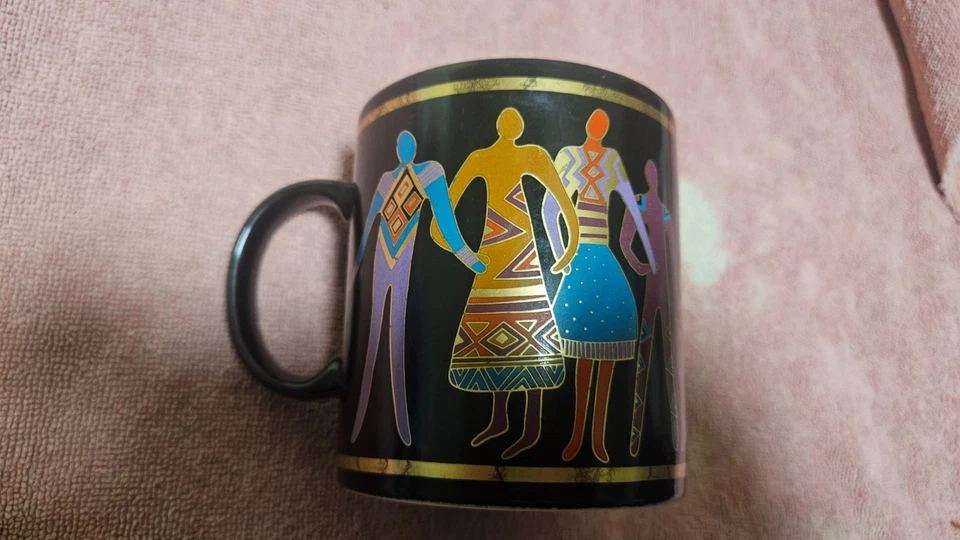 ‡ ☕ Taza de café Laurel Burch Familia del Mundo • De colección 1988 Hecha en Japón Foto 2 de 4