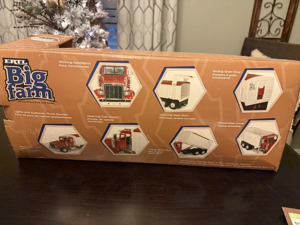 NEW Ertl Big Farm Peterbilt 367 Truck With Grain Box Lights & Sounds 21" 1/16th - Image 3 of 4