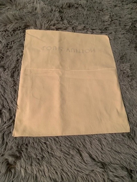 Louis Vuitton Bolsa Antipolvo Tostada Grande Franela Suave Bolsa de Almacenamiento Logo Estuche Protector Foto 3 de 4