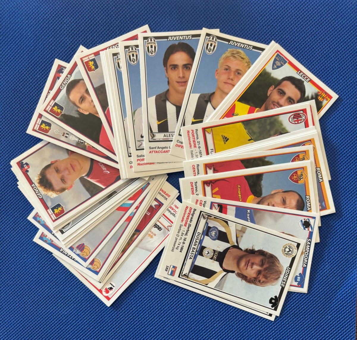 Figurine singole aggiornamenti calciatori panini 2010 2011 scegli - Main Image