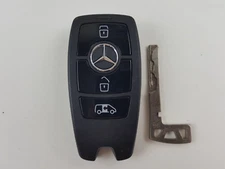 FOR PARTS ONLY ORIGINAL MERCEDES BENZ  OEM SMART KEY LESS ENTRY REMOTE FOB CAR