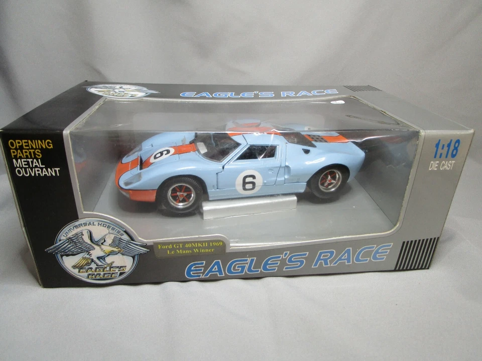 AR897 UNIVERSAL HOBBIES EAGLE'S RACE 1/18 FORD GT40 MKII #6 LE MANS REF 300800 - Photo 1/4