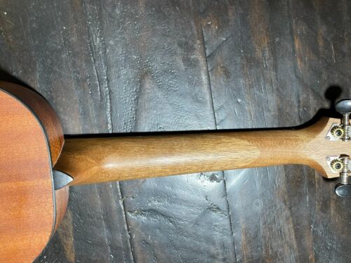 D'Angelico Premier Bayside CS Concert Ukulele Natural - Picture 7 of 8